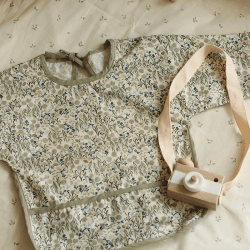 Image showing the Sleeved Bib, Riverbank product.