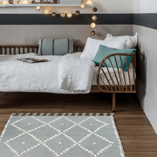 afk-living-1