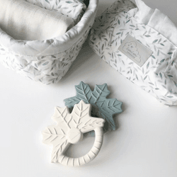 Image showing the Printed Organic Cotton Wet Wipes Cover, Green Leaves product.