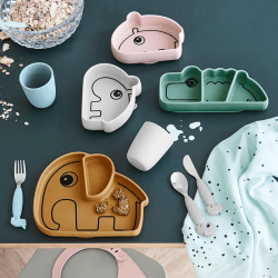 Image showing the Croco Stick & Stay Snack Plate, Green product.