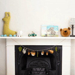 Image showing the Woodland Felt Garland, Green/Orange product.