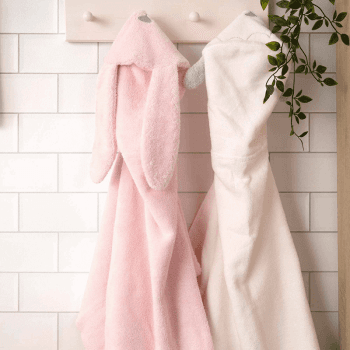 Image showing the Hooded Towel Lamb, White product.
