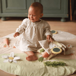 Image showing the Activity Playmat, Wild Chamomile product.