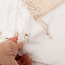 Image showing the Pack of 4 Bamboo Washable Wipes with Cotton Bag, White product.