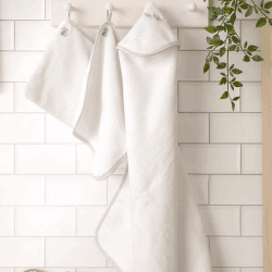 Image showing the 3-Piece Elephant Towel Set, Grey product.