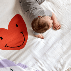 Image showing the Happy Rascals Heavenly Soft Heart Blanket, 100 x 100cm, Red product.