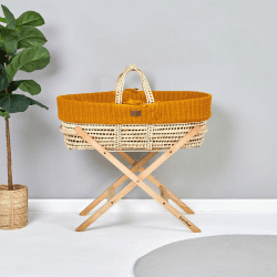 Image showing the Natural Knitted Moses Basket Bundle incl. Static Stand & Mattress, Honey product.