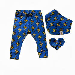 Image showing the 3 Piece Newborn Baby Gift Set, 0 - 6 Months, Blue Bolts product.