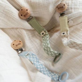 Image showing the Paci Braid Wooden Dummy Clip, Sand / Ivory product.