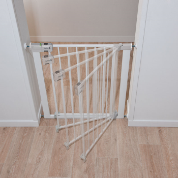 Image showing the Auto Close Baby Safety Gate, White product.