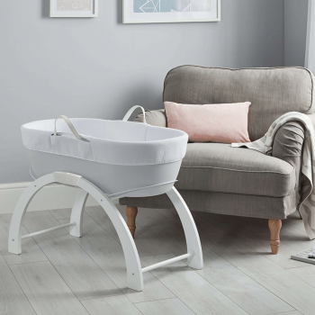 Image showing the Dreami Moses Basket with Curved Stand, White product.
